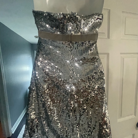 Marciano sequin bustier silver dress size small NWOT - Picture 5 of 5